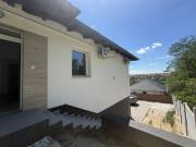 Eladó 142 m2-es ikerház Pécel
