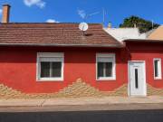 Eladó 60 m2-es téglalakás Esztergom, Széchenyi tér