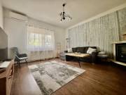 Eladó 200 m2-es családi ház Budapest XIV. kerület, Mogyoródi út