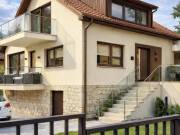 Eladó 160 m2-es családi ház Szentendre