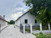 Eladó 80 m2-es téglalakás Szentlőrinckáta, Kossuth Lajos utca