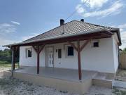 Eladó 53 m2-es ikerház Örkény