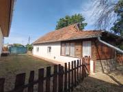 Eladó 70 m2-es házrész Lajosmizse