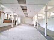 Eladó 447 m2-es üzlethelyiség Vác