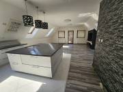 Kiadó 112 m2-es téglalakás Szentendre