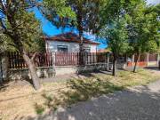 Eladó 72 m2-es családi ház Szolnok, Tégla utca