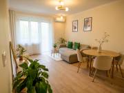 Eladó 56 m2-es csúsztatott zsalus lakás Budapest XIII. kerület