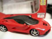 Távirányítós autó elemes Ferrari Maisto Teech