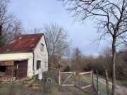 Belterületi, 2 szintes, önálló ingatlan, 1871 nm-es telken eladó!