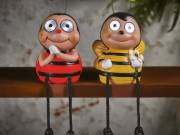 Szolár állatfigurák lábbal - 2 féle méhecske - 2 fehér LED - 10 x 8,5 x 26 cm