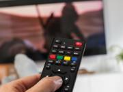 Univerzális TV távirányító - 250+ típushoz - fekete - 2 x AAA - Delight