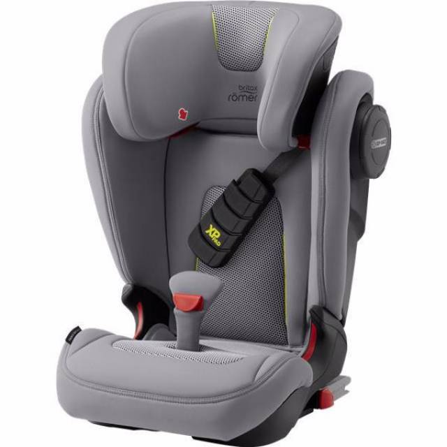 Britax Römer Kidfix III S isofix autósülés 15-36kg - Cool Flow - Silver ...