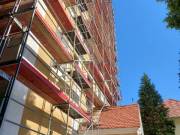 Homlokzat állványozás