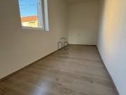 54 m2-es téglalakás Edelény