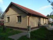 Debrecen Alsójózsán egy nettó 118 m2-es, földszintes, három szoba + nagy nappalis/étkezős, teraszos,