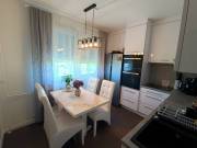 Debrecenben, Tócóskertben, négyemeletes társasházban, felújított, 79m²-es, 2 erkélyes lakás!