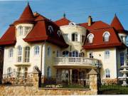 Eladó villa