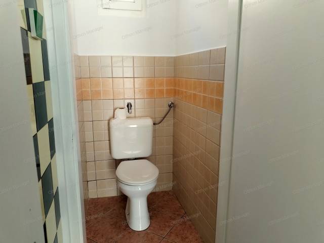 Eladó egy jó állapotú, tágas családi ház Marcaliban! - Kép