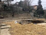 Rózsavölgy panorámás utcája