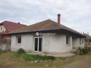 Eladó ház, Pilis