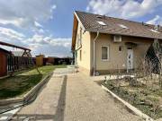 Eladó 81 m2-es tégla lakás Vác, , Vác