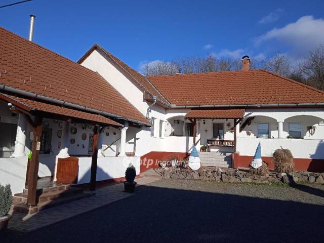 Eladó Ház, Egerszalók - Egerszalók, Széchenyi István út - Ház