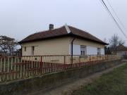 Eladó 82 m2-es Családi ház Szászberek