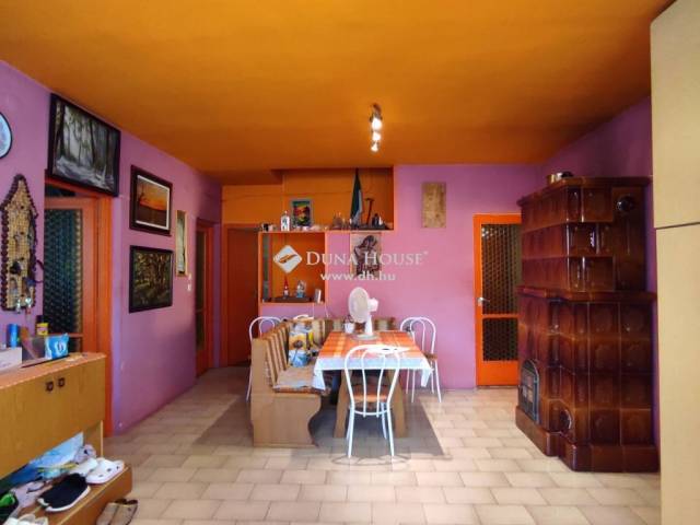 Eladó Ház, Szigetmonostor Szigetmonostor, Klapka utca Eladó ház, Lakás