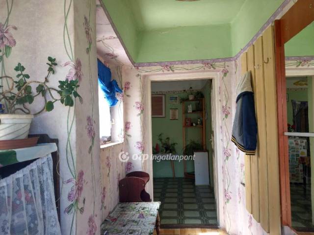 Eladó Ház, Biharkeresztes Biharkeresztes Eladó ház, Lakás
