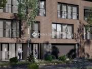 Eladó lakás, Szeged