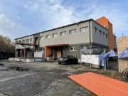 ELADÓ Szekszárdon 1260 m2 alapterületű, kétszintes ipari ingatlan, kiváló elhelyezkedéssel, sok lehe