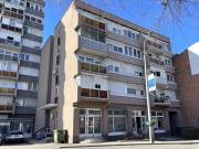 ELADÓ Szekszárdon 75 m2-es, 4 szobás, központi elhelyezkedésű lakás erkéllyel, saját parkolóval.