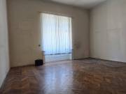 VIII. kerület, Palotanegyedben, FELÚJÍTANDÓ 2+1 szobás, 82m2 LAKÁS!