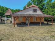 ???? Eladó tanya 2820 m²-es területen 80 m²-es lakóházzal