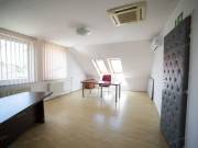 Kiadó 220 m2-es Iroda irodaházban A Kecskemét
