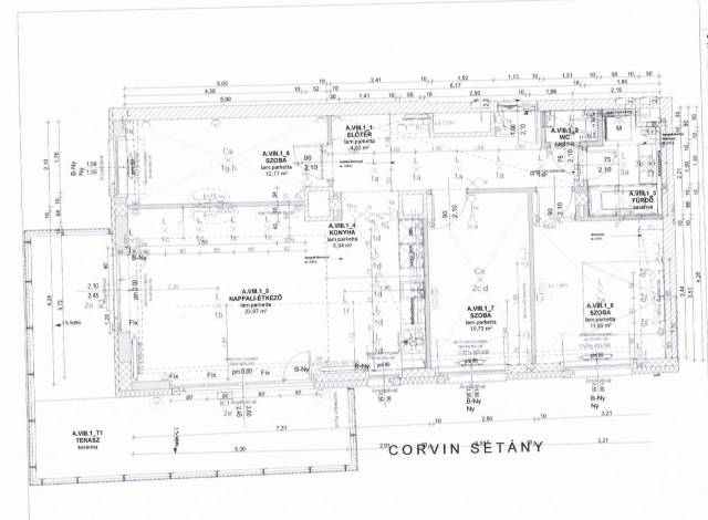 Panorámás Corvin-kilátás, tágas terasz és 4 szoba a 8. emeleten - Kép