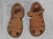 Elefanten barna bőr tépőzáras szandál 24-s