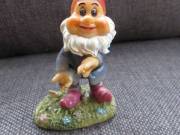Régi kerámia kerti törpe figura 9 cm szakállas