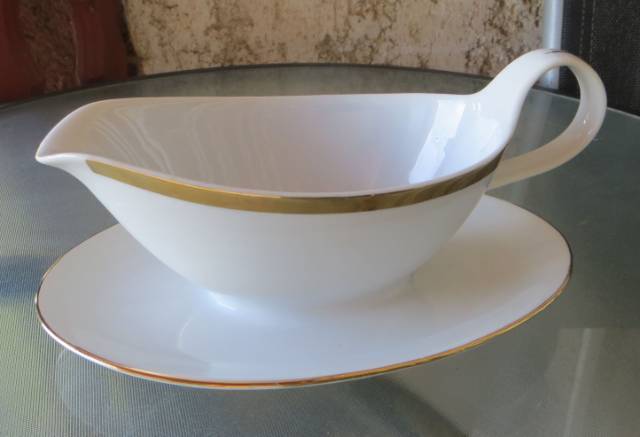 régi vintage Bohemia Brigitta porcelán szószos tál arany szegélyes  - Kép