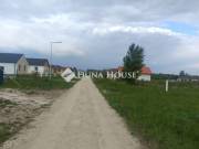 Eladó telek, Berhida