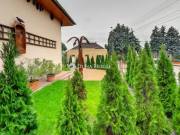4 apartmanból álló luxus ház Balatonszárszón