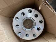 VW, Audi, Skoda nyomtávszélesítő 5x112 5x100 új csavarral 2db 20mm