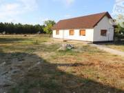 ÚJSZERŰ, 2 SZOBÁS CSALÁDI HÁZ ELADÓ! (1375 m2 telekterület!)