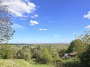 Eladó 1001 m2-es lakóövezeti telek Budapest III. kerület, Aranyhegy, Aranyhegyen gyönyörű panorámás 