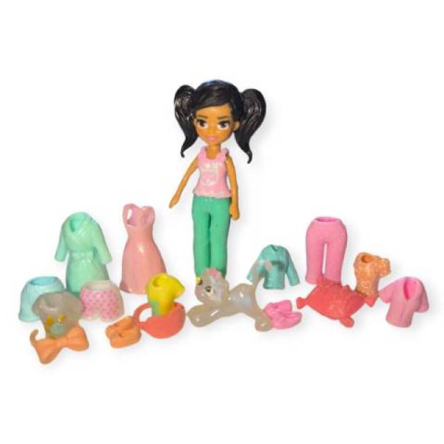 Polly Pocket – Fekete hajú baba cicával, Mattel játékfigura - Kép