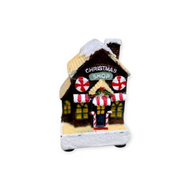 Karácsonyi falu jelenet havas karácsonyi bolttal LED világítással, 5×5×8 cm - Kép