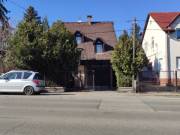 18. kerület Szent Imre-kertvárosban közvetlen a Lőrinc-Centernél 9 szobás családiház