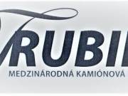 Húttós kamion vezetó